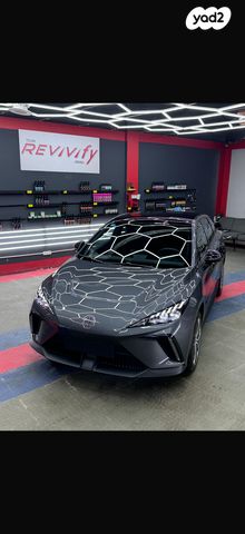 מודעת רכב אם ג'י MG4