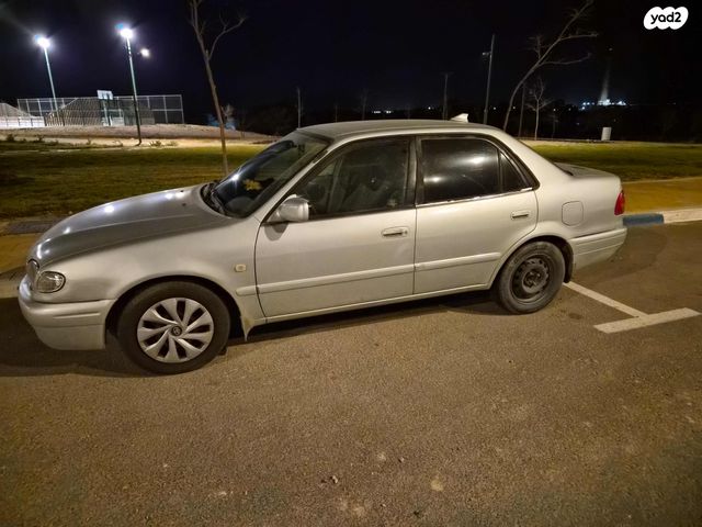 מודעת רכב טויוטה קורולה