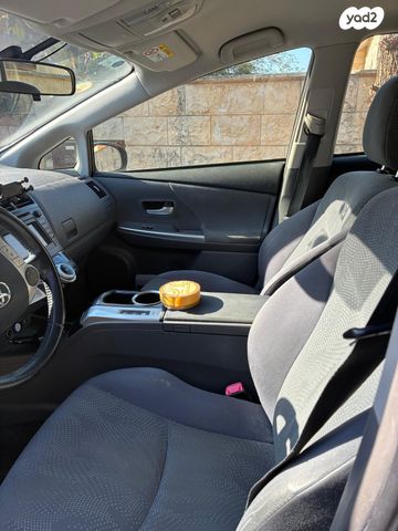 מודעת רכב טויוטה פריוס פלוס