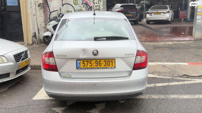 מודעת רכב סקודה ראפיד