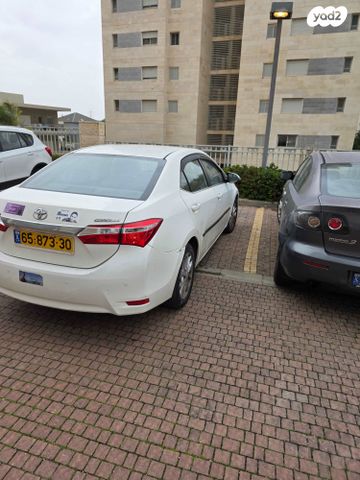 מודעת רכב טויוטה קורולה