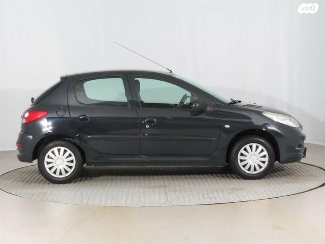 מודעת רכב פיג'ו 206