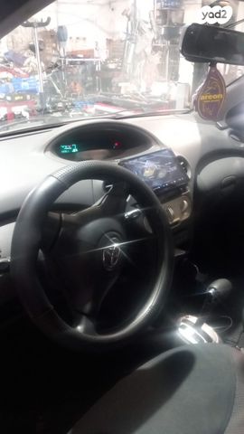 מודעת רכב טויוטה יאריס