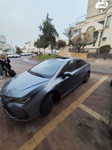 מודעת רכב טויוטה קורולה