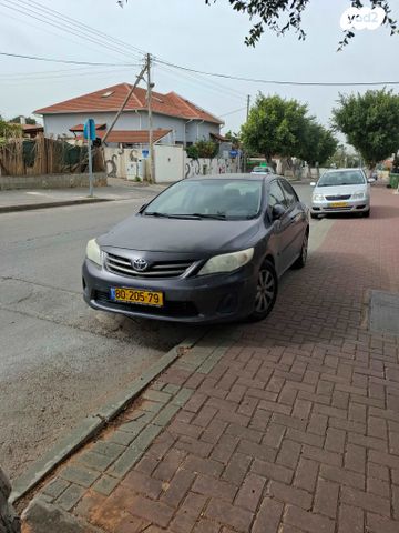 מודעת רכב טויוטה קורולה