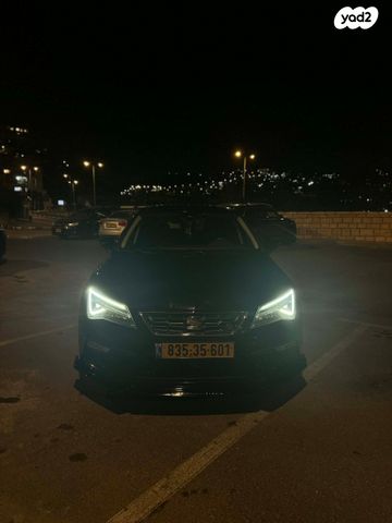 מודעת רכב סיאט לאון