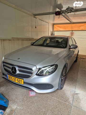 מודעת רכב מרצדס-בנץ E-class