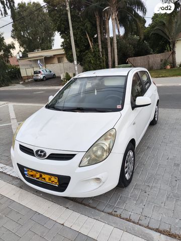 מודעת רכב יונדאי i20