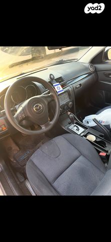 מודעת רכב מאזדה 3