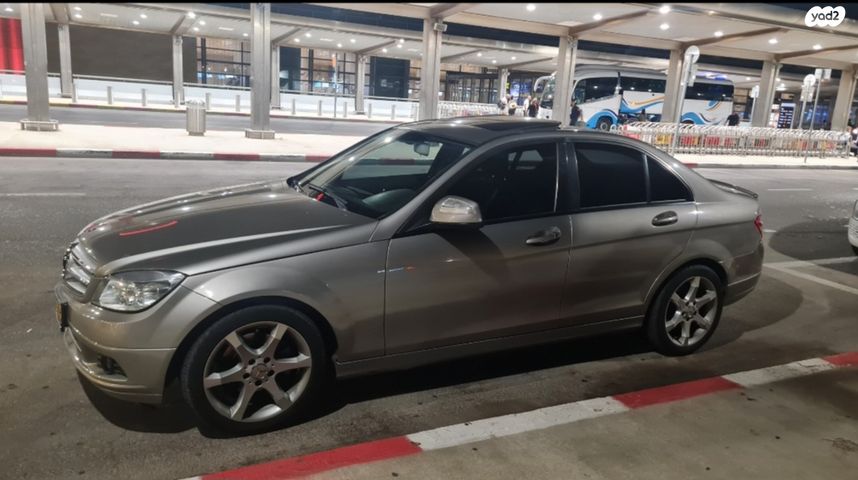 מודעת רכב מרצדס-בנץ C-class