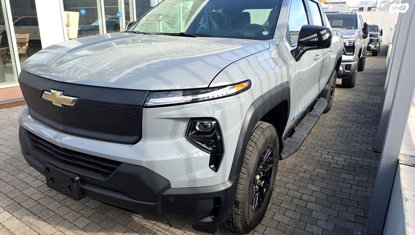 מודעת רכב שברולט סילברדו EV