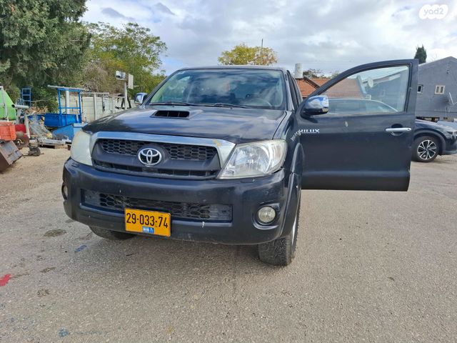 מודעת רכב טויוטה היילקס