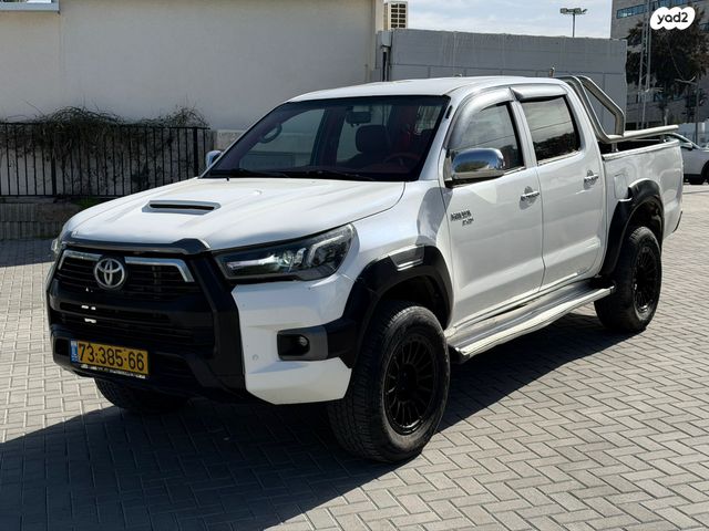 מודעת רכב טויוטה היילקס ויגו