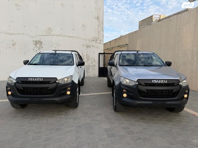 מודעת רכב איסוזו די-מקס