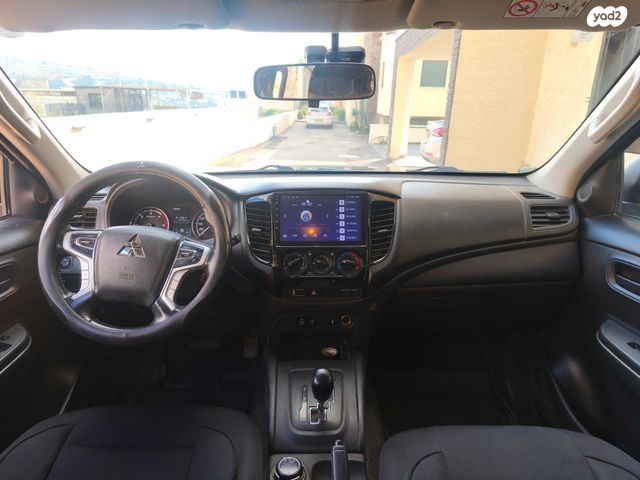 מודעת רכב מיצובישי טרייטון / L200