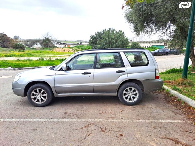 מודעת רכב סובארו פורסטר