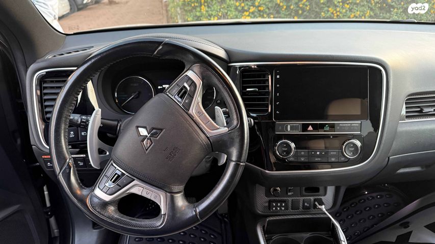 מודעת רכב מיצובישי אאוטלנדר