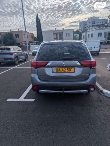 מודעת רכב מיצובישי אאוטלנדר 2