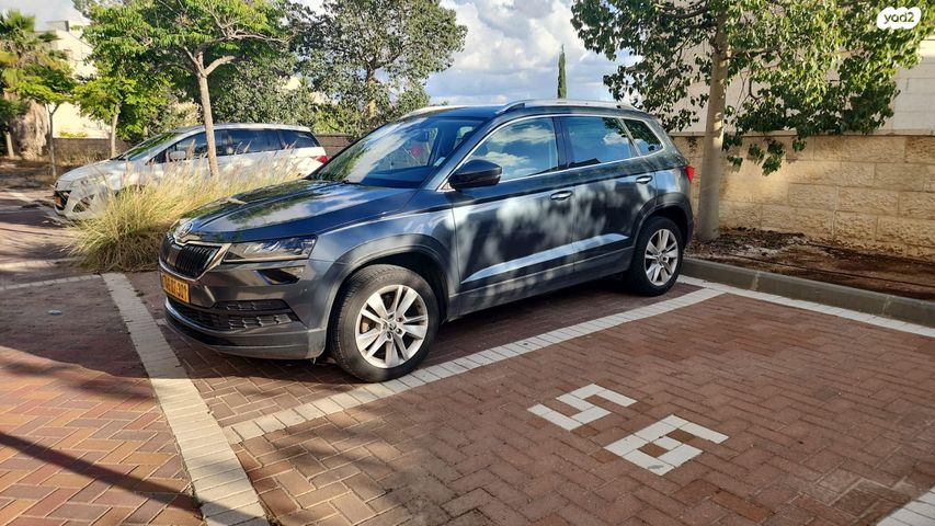 מודעת רכב סקודה קארוק