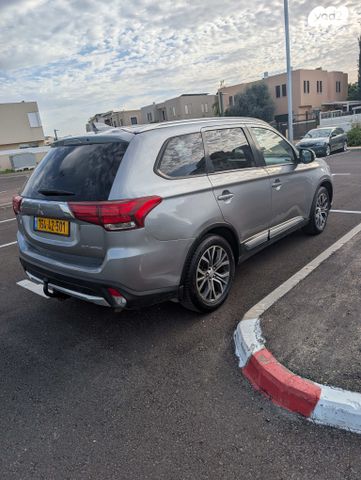 מודעת רכב מיצובישי אאוטלנדר 1