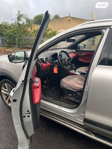 מודעת רכב אם ג'י EHS PHEV