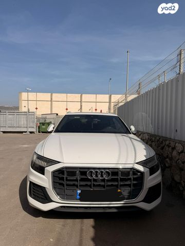 מודעת רכב אאודי Q8