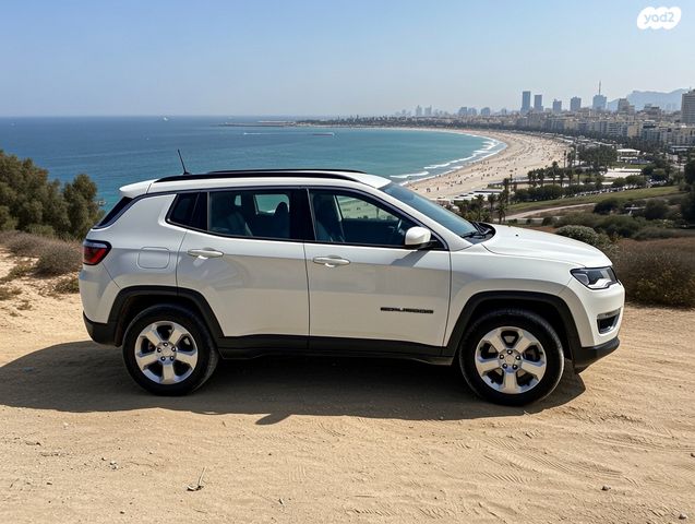 מודעת רכב ג'יפ קומפאס