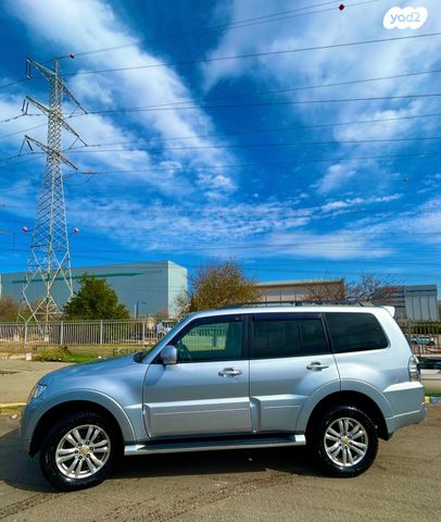 מודעת רכב מיצובישי פג'רו