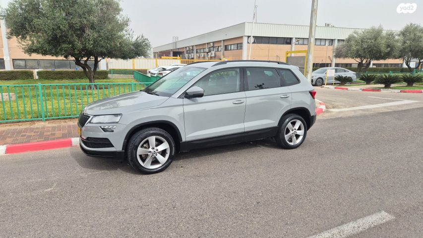 מודעת רכב סקודה קארוק