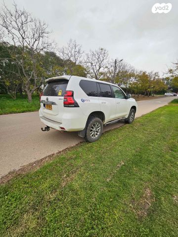 מודעת רכב טויוטה לנד קרוזר