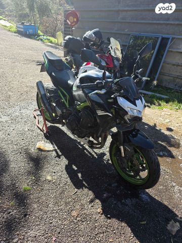 מודעת רכב קאוואסאקי Z900