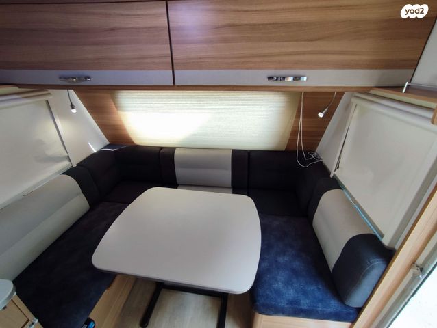 מודעת רכב נגרר (קראוון נגרר)