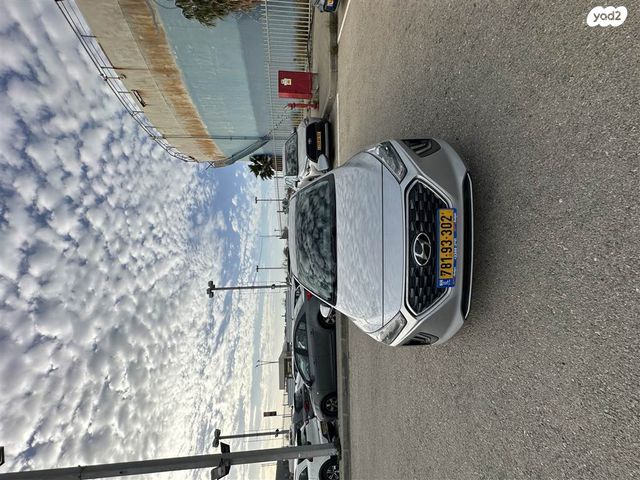 מודעת רכב יונדאי איוניק