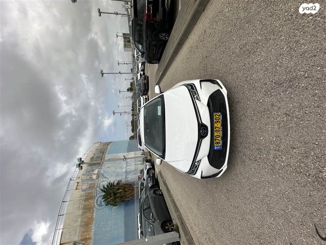 מודעת רכב טויוטה קורולה