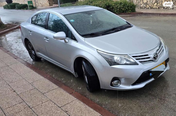 מודעת רכב טויוטה אוונסיס
