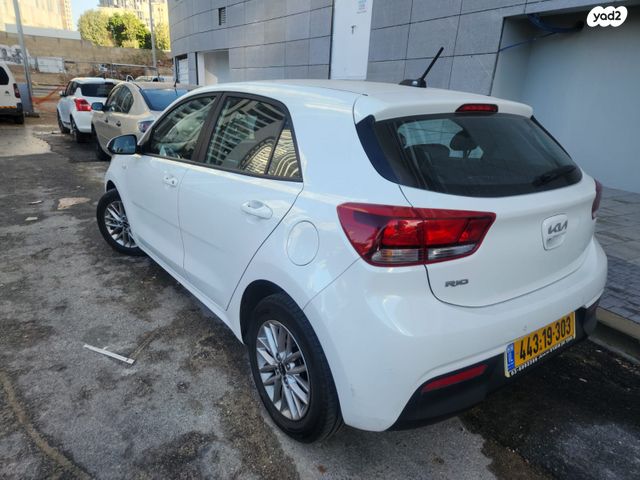מודעת רכב קיה ריו 2