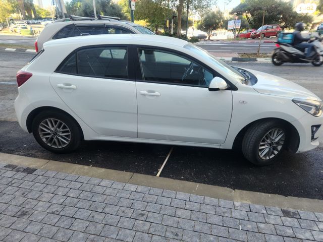 מודעת רכב קיה ריו 1