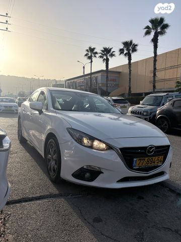 מודעת רכב מאזדה 3