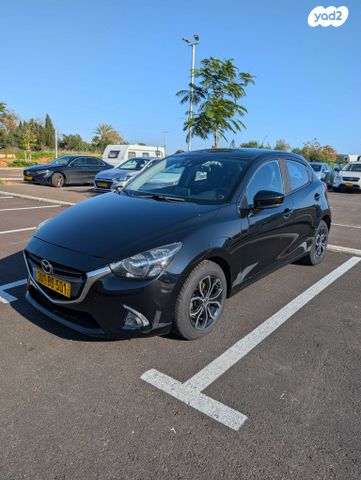 מודעת רכב מאזדה 2