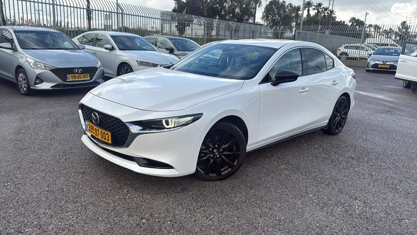 מודעת רכב מאזדה 3