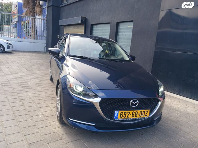 מודעת רכב מאזדה 2