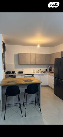 דבורה עומר 5