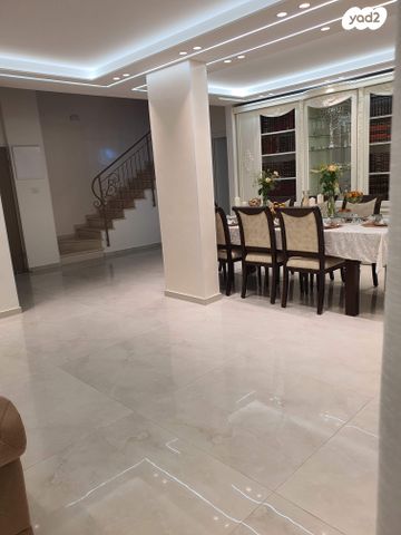 שדרות הרב לוין 13