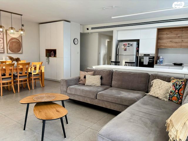 שדרות ירושלים 161