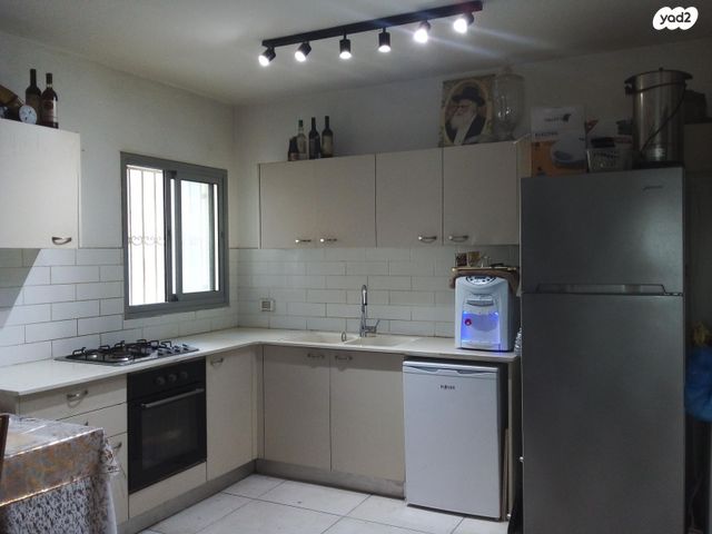 אריאל שרון 12