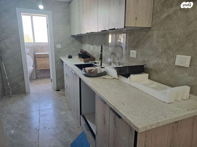 משה רחמילביץ' 144