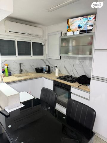 ההסתדרות 205