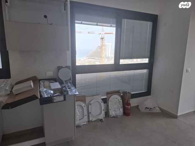 יהורם גאון 1