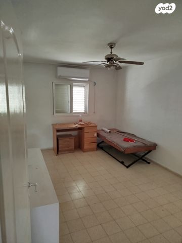 יציאת אירופה 6