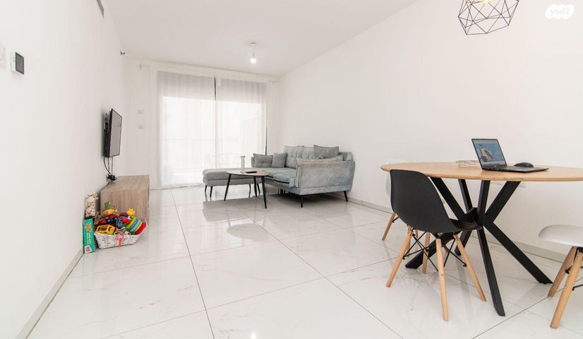 רביבים, גני ראשון